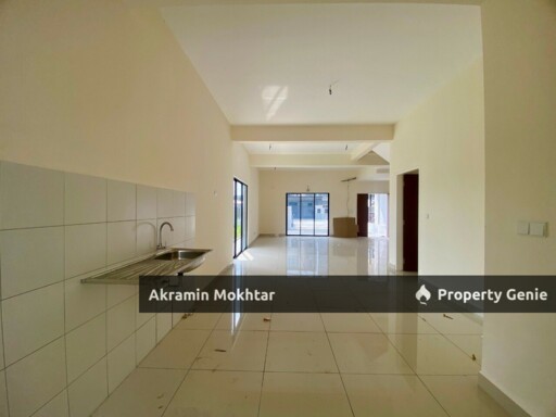 CORNER | NASSIM HEIGHTS 3 STOREY SUPERLINK