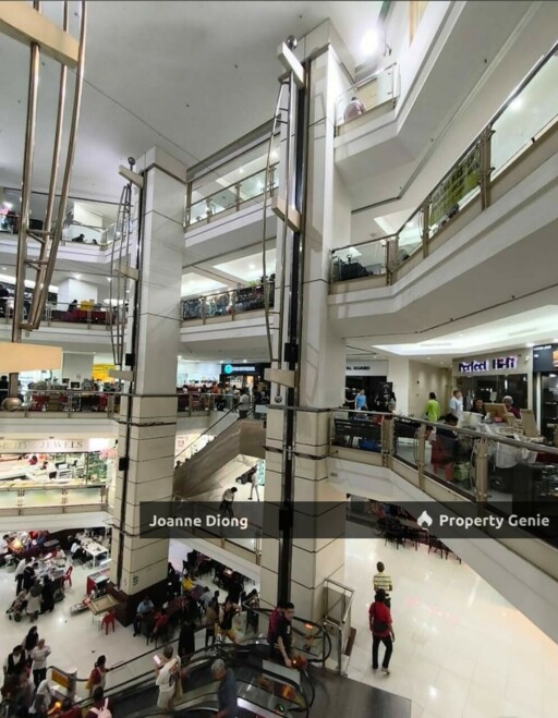 Amcorp Mall Shop