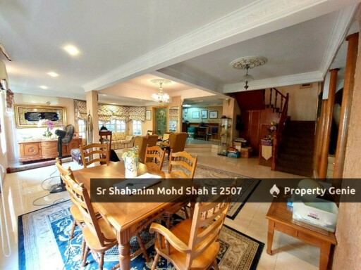 DOUBLE STOREY HOUSE AT TAMAN ALAM MEGAH SEKSYEN 27 SHAH ALAM  END LOT UNIT, RARE UNIT WITH BIG SIZE