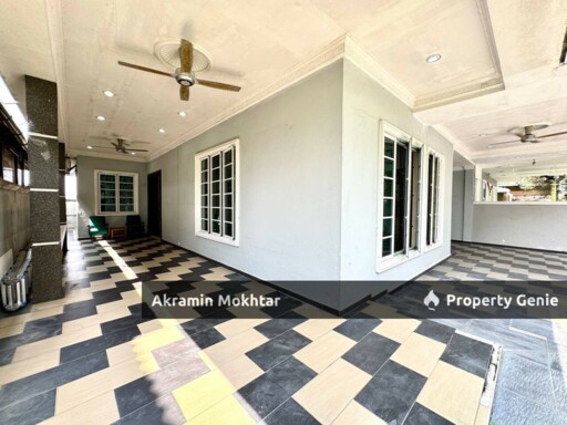 Freehold & Renovated | 2.5 Storey Semi Detached House @ Subang Alam, Seksyen 27, Shah Alam
