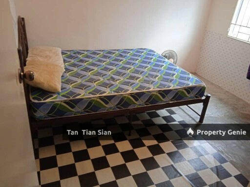 (S056) Pangsapuri Kota Laksamana Utama End Lot low level murah bandar jonker mahkota klebang sale