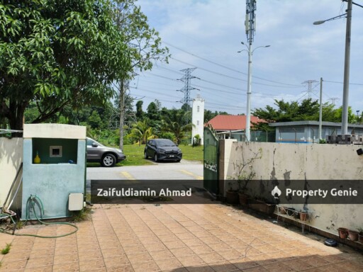 2 Storey Terrace at Tmn Impian Putra Bangi and Facing Surau
