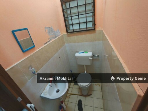Facing Open & Cheapest | SINGLE STOREY TERRACE TAMAN LESTARI PUTRA, SERI KEMBANGAN.