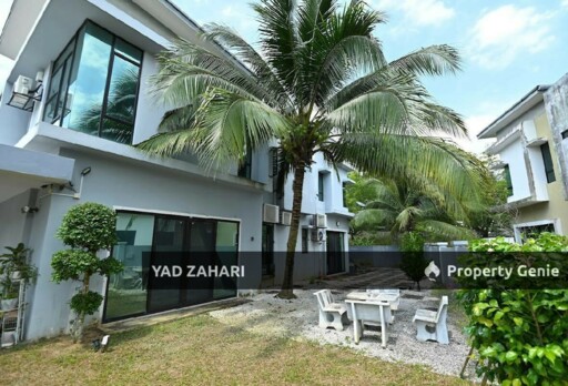 Cahaya SPK, Shah Alam | 2-Storey Semi-D 5 Bedrooms | RM1.6M - Huge Land and Fully Furnished