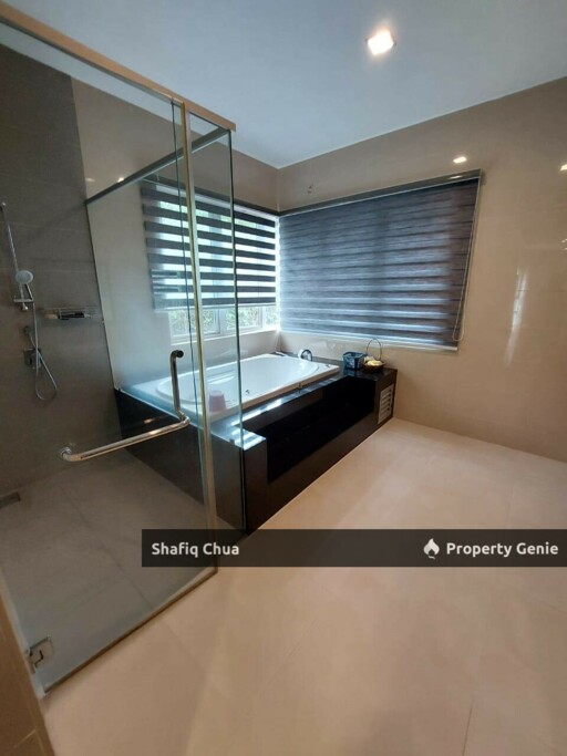 CORNER I FACING OPEN I 7 BEDS I 3 Storey Taman Nusa Tropika, Ampang