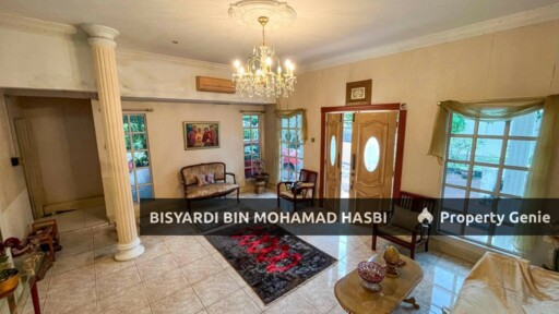 Exclusive 8,250sq.ft Corner Single Storey Bungalow with Large Land in The Heart of Seksyen 16 Petaling Jaya.