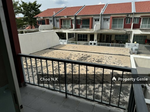 Jati Heights, Nilai Putra