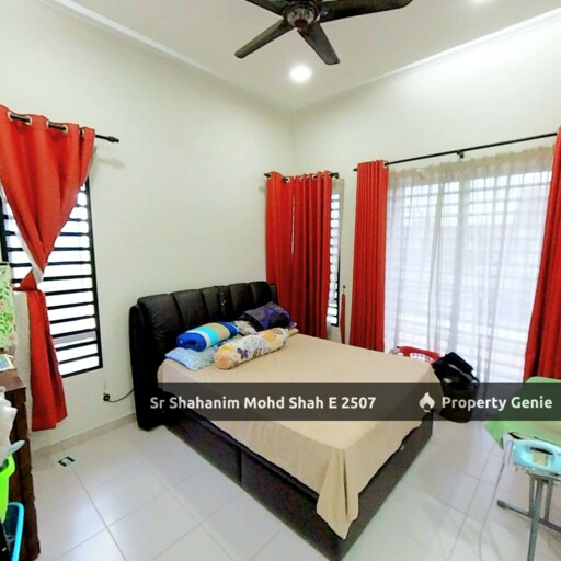 Corner Lot Double Storey Semi-D Cluster, Bayu Suria , Bandar Puncak Alam , Selangor