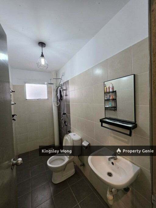 Meru Heights Residences Ground Floor 2 Car Parks Fully Furnished