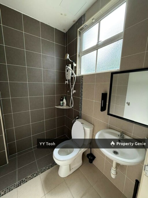 CORNER Anjung Gapam 1.5 Storey Bungalow