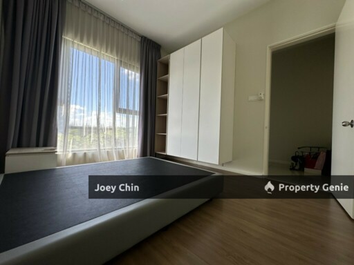 Senibong Cove-The WaterEdge Apartment, Low Density Setting