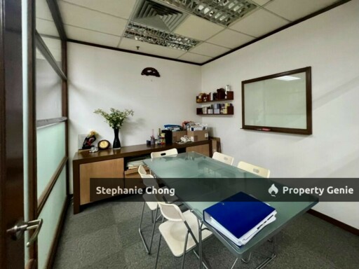 🔥 BELOW RM400 psf! Renovated Freehold Office @ Damansara Intan