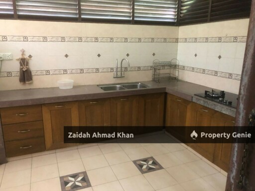 PRECINT 16 PUTRAJAYA 2.5 STOREY TERRACE ENDLOT UNIT FOR SALE PARTLY FURNISHED