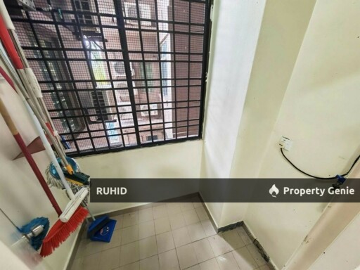 Danga View Apartment JB For Sale | Freehold 3R2B Renovated | Near CIQ