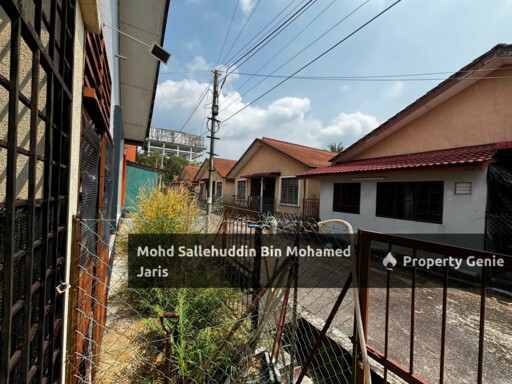[FACING OPEN] TERES SETINGKAT TAMAN MAHKOTA AMAN JALAN GAMBANG, KUANTAN
