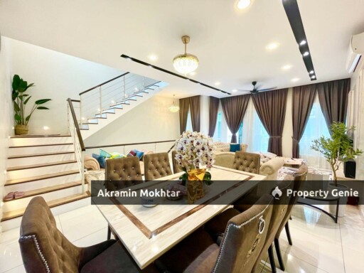 Freehold & Fully Renovated | 3 Storey Terrace House Tiara South, Semenyih