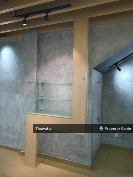 Subang Jaya Ground Floor Shop Lot for Rent USJ 21 near LRT Station