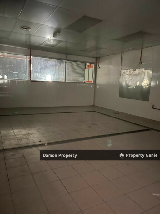 Silibin 2 Semi -D Industrial Where House Factory Sewa