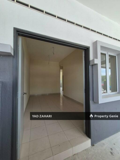 Jalan Lombong Perak, Shah Alam | Single Storey Terrace 4 Bedrooms | RM475K - Freehold and Near Mall