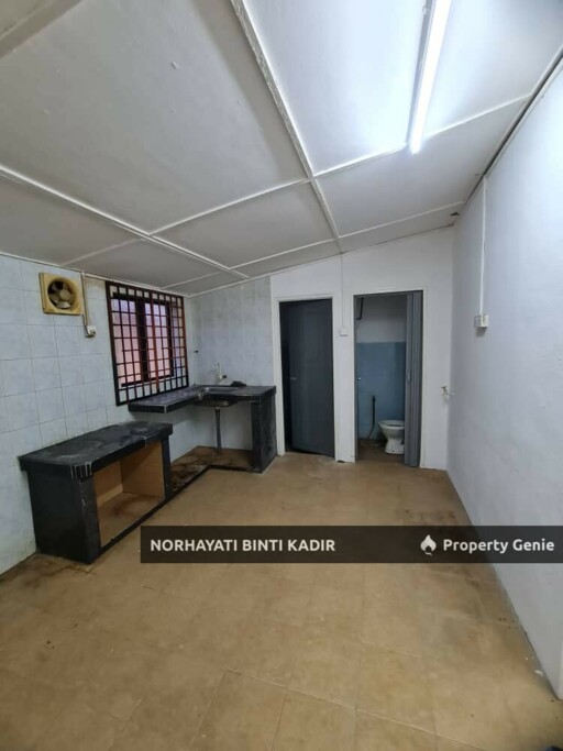 (RENOVATED) SINGLE STOREY TERRACE LORONG SERI MAHKOTA 33, BATU 12, JALAN GAMBANG, KUANTAN