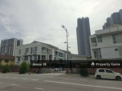 Bella Damansara TownHouse
