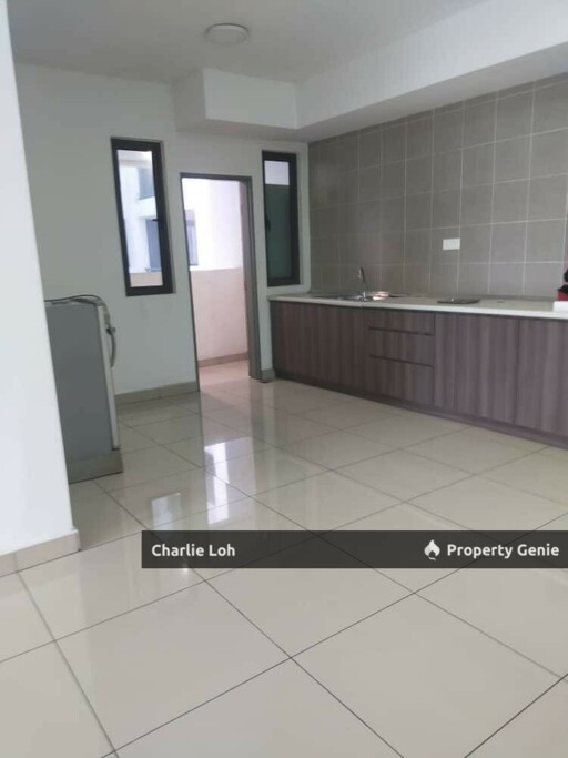 Palace Court Partly Furnished For Rent