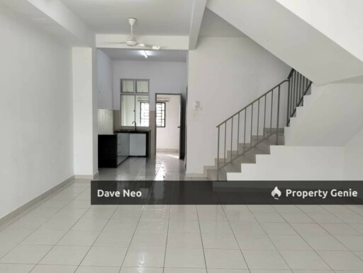 Taman Pulai Mutiara • 4Beds 3Baths • Partial Furnished • Gated & Guarded