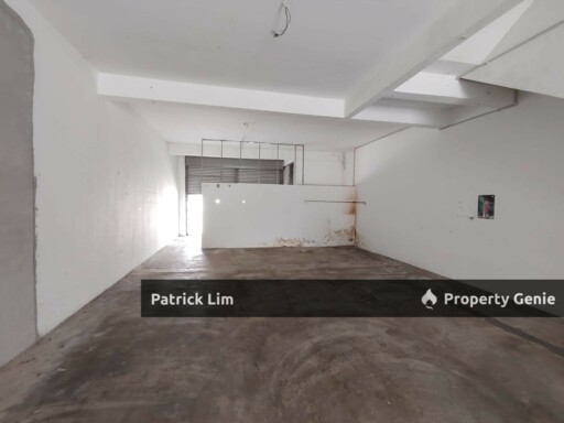 Malim Jaya (2 Shutter Door) Ground Floor Shoplot For Rent