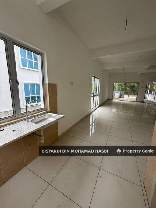 Facing Open 2 Storey Terrace House @ Albury 2, Lenggeng, Mantin. (Gated & Guarded)