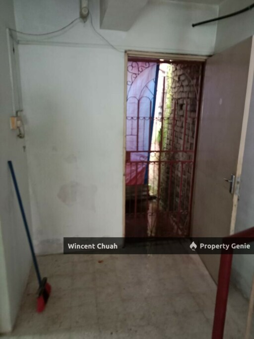 📍 Desa Setapak | 3-Storey House Only RM1,400! 🏡✨