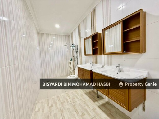 Freehold 11,144 SQ.FT Renovated Corner Lot Single Storey Bungalow Taman Bukit Chedang, Seremban.