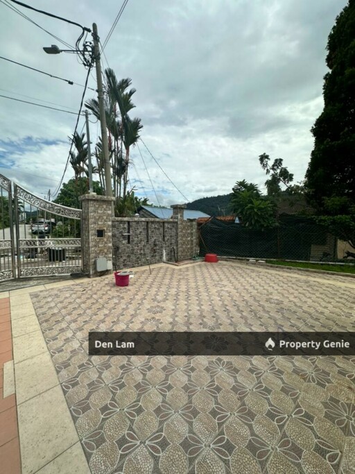 Tasik permai Ampang Bungalow House for rent!!