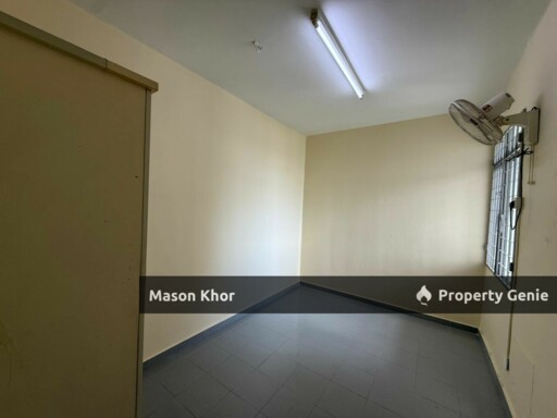 RELAU INDAH CONDOMINIUM 800sf PARTIALLY RENO & BASIC FURNISHED BUKIT JAMBUL