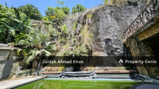 3 Storey Bungalow Ttdi Hill With Swimming Pool And Waterfall Features