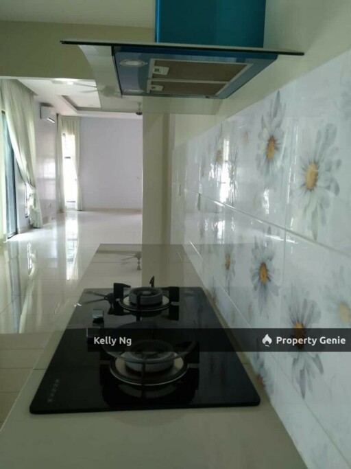 Cluster Semi D Partly Furnished Periwinkle At Bandar Rimbayu For Rent