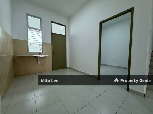 Taman Pulai Mutiara Double Storey House For Rent