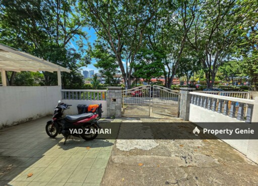 Seksyen 4, Shah Alam | 2-Storey Terrace 4 Bedrooms | RM690K - Prime Location and Facing Open