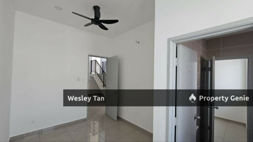 New Cheng 2 Storey Terrace Gated Community 20x70 Freehold 4rooms Bare