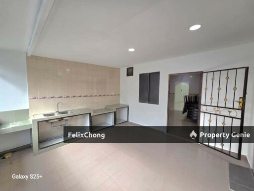 Taman Mas 1 Sty Terrace,Jalan Perpaduan,Kulai,Renovated,Extend