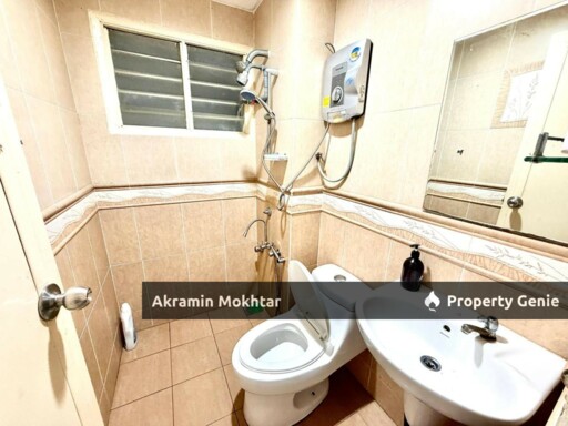 Freehold | 24 x 70  Double Storey Superlink House  Bandar Kinrara 2 BK2, Puchong Facing OPEN