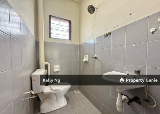 Double Sty House At Pandamaran Klang For Rent