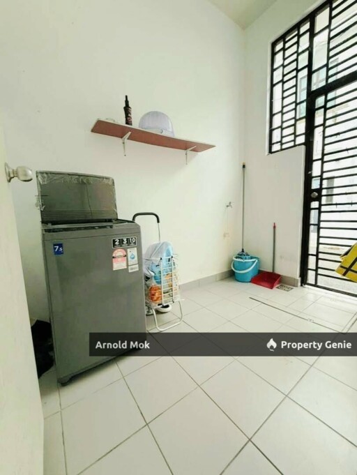 2 Storey Terrace House @ Taman Seri Austin (Dahlia) for RENT