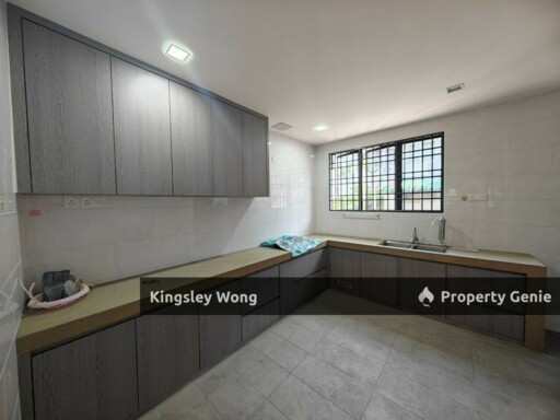 Silibin First Garden Double Storey Terrace House Facing North Simple Renovated Near Menglembu