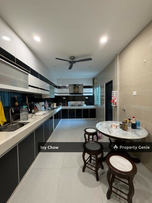Double Storey Cluster Kempas Indah Rent