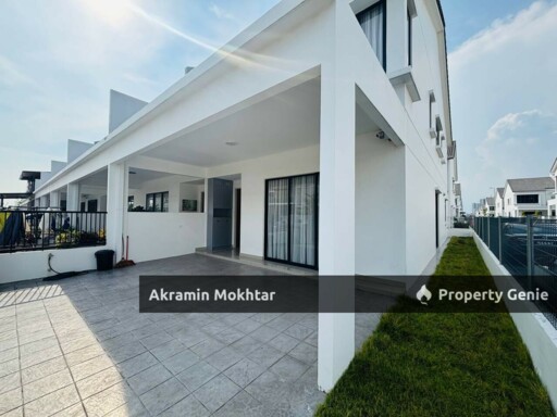 FREEHOLD & RENOVATED | DOUBLE STOREY TERRACE SEJATI LAKESIDE CYBERJAYA (ENDLOT)