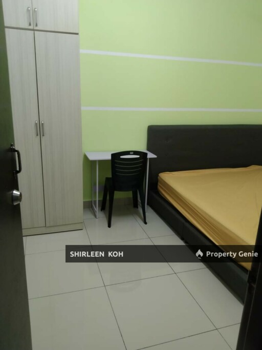 Room for rent at Suriamas Suite @ Larkin JB Town