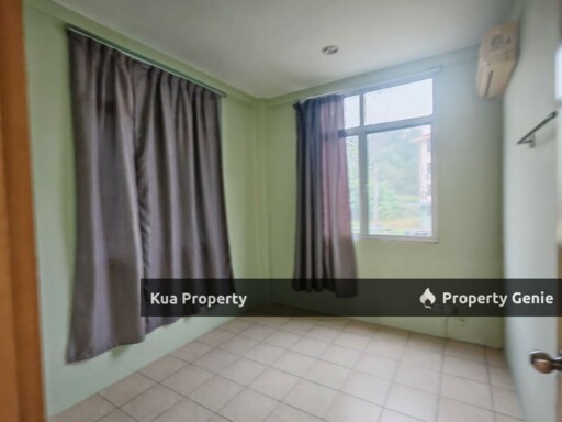 For Sale! Country Hill Apartment at Jalan Stephen Yong