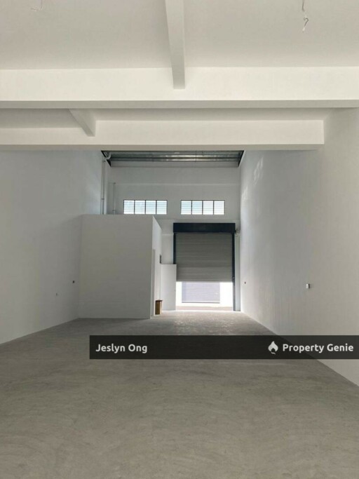 1.5 storey Terrace Factory @ Taman Industri Jaya Skudai for Rent