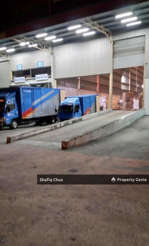 Warehouse Bandar Puteri, Jalan Perindustrian Puchong, Purchong For Rent
