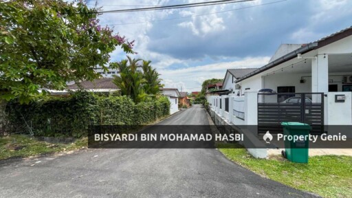 End Lot Single Storey Terrace In Petaling Jaya